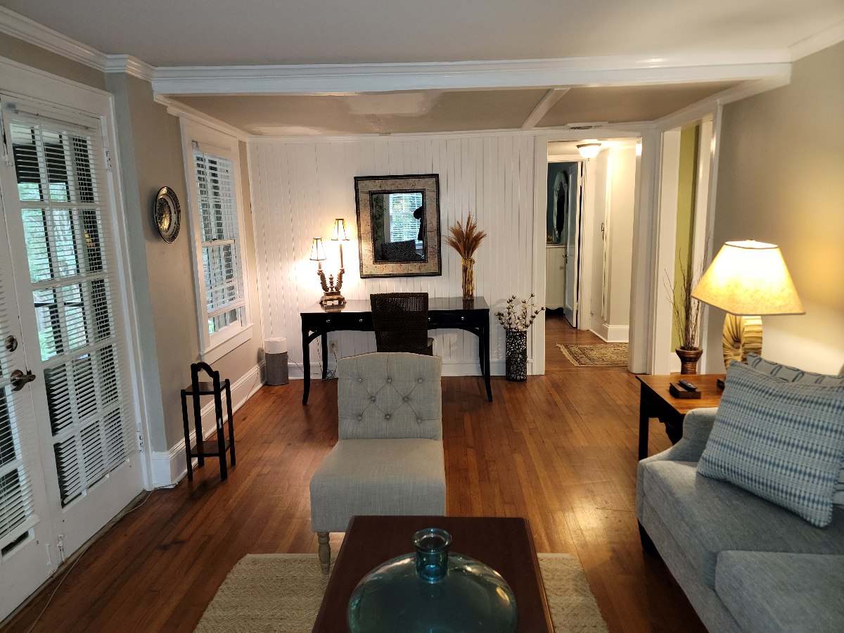 City of Decatur Triplex 2br 1 ba - Photo 2
