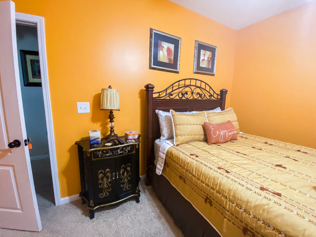 Private Room - Healthcare 1 ORANGE- CelestialOasis