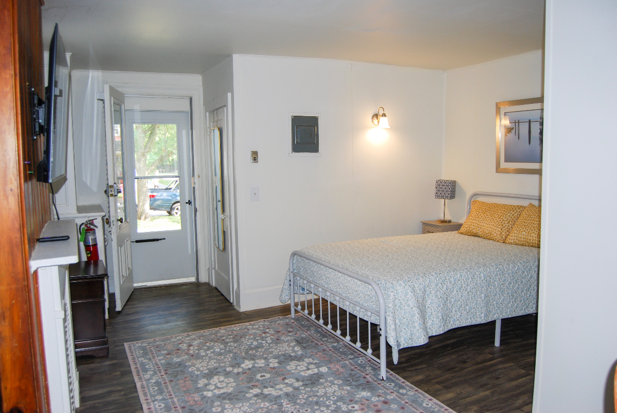 79 North Winooski Ave - Photo 3