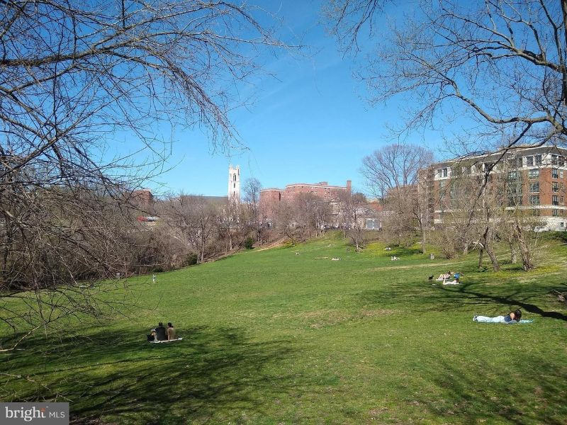 DUPONT CIRCLE/ GEORGETOWN CONDO - Photo 3