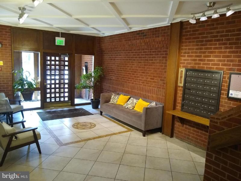 DUPONT CIRCLE/ GEORGETOWN CONDO - Photo 6