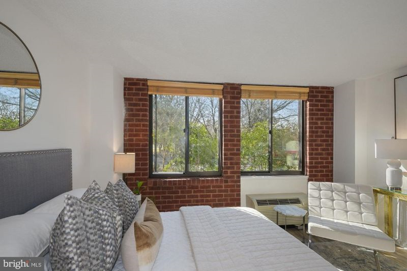 DUPONT CIRCLE/ GEORGETOWN CONDO - Photo 1