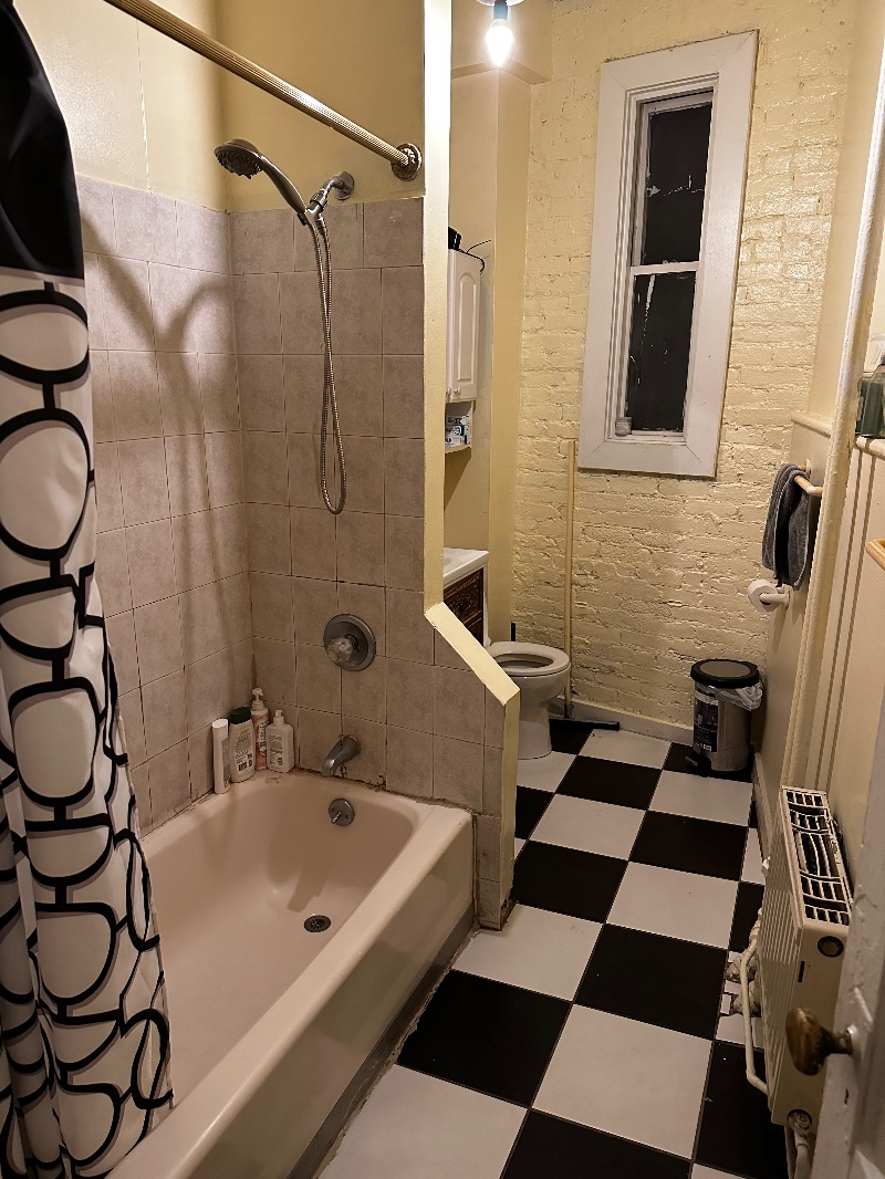 Private Room in the Heart of Downtown Albany - Photo 9