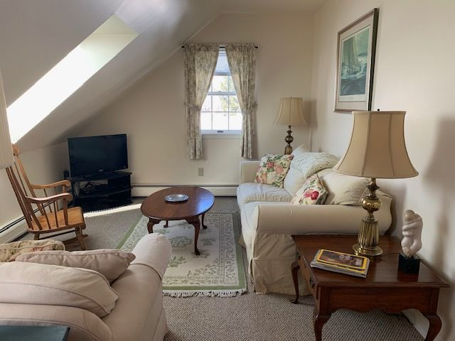 Lovely one bedroom apartment in Waterbury Center VT - Photo 5