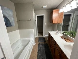 Lovely condo near Texas Tech and Hospitals - Photo 9