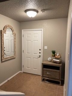 Lovely condo near Texas Tech and Hospitals - Photo 1