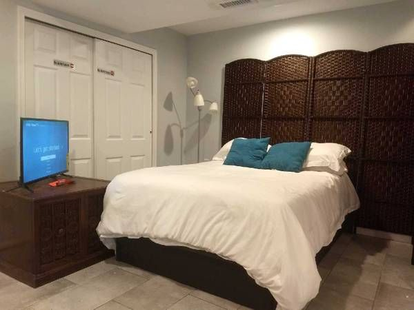 Cozy English Basement - Photo 1