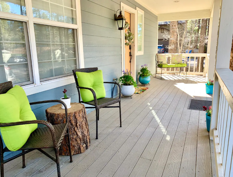 The Comforts' Inn, Mountain Escape