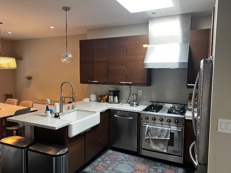 1-2 Bedrooms, Private Bath, Garden, & FREE Parking - Photo 5