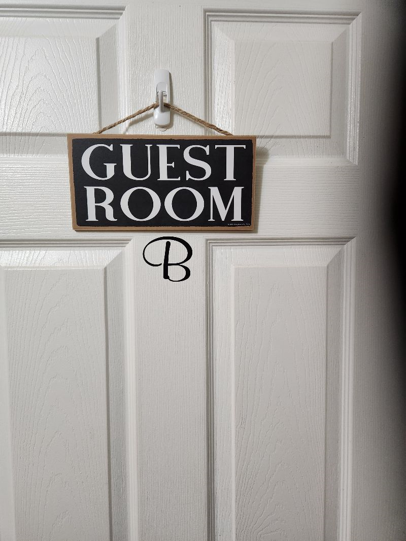 Guess Room A - Photo 2