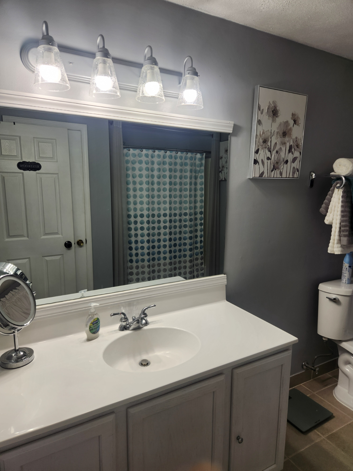 Guess Room A - Photo 9