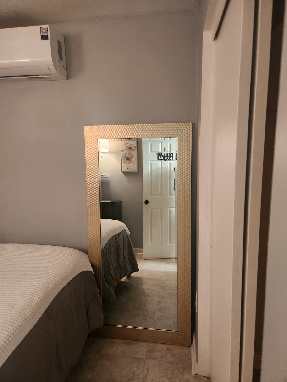 Guess Room A - Photo 5