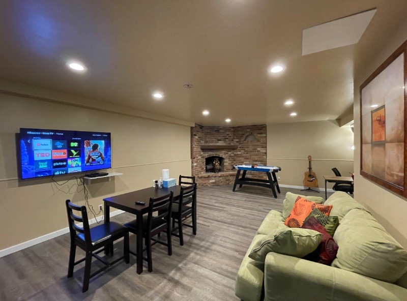2Bedroom 3806B, Super Fast WIFI, Free Parking