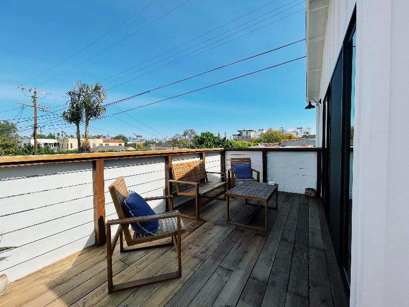Beautiful Brand New Standalone House - Prime Mid City Location - Photo 2