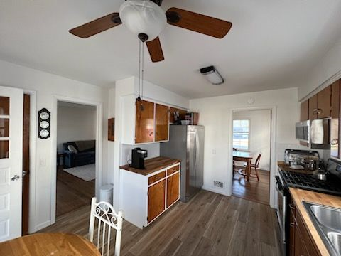 2 bedroom 1 bath-- 5 minutes to Strong Memorial Hospital and U of R - Photo 11