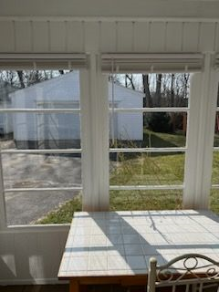 2 bedroom 1 bath-- 5 minutes to Strong Memorial Hospital and U of R - Photo 6