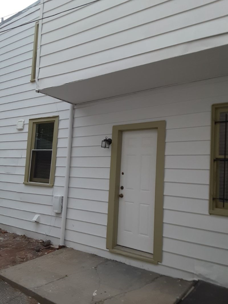 Cozy Duplex in Prime DC Location - Walk to Metro and Capitol Hill - Photo 2