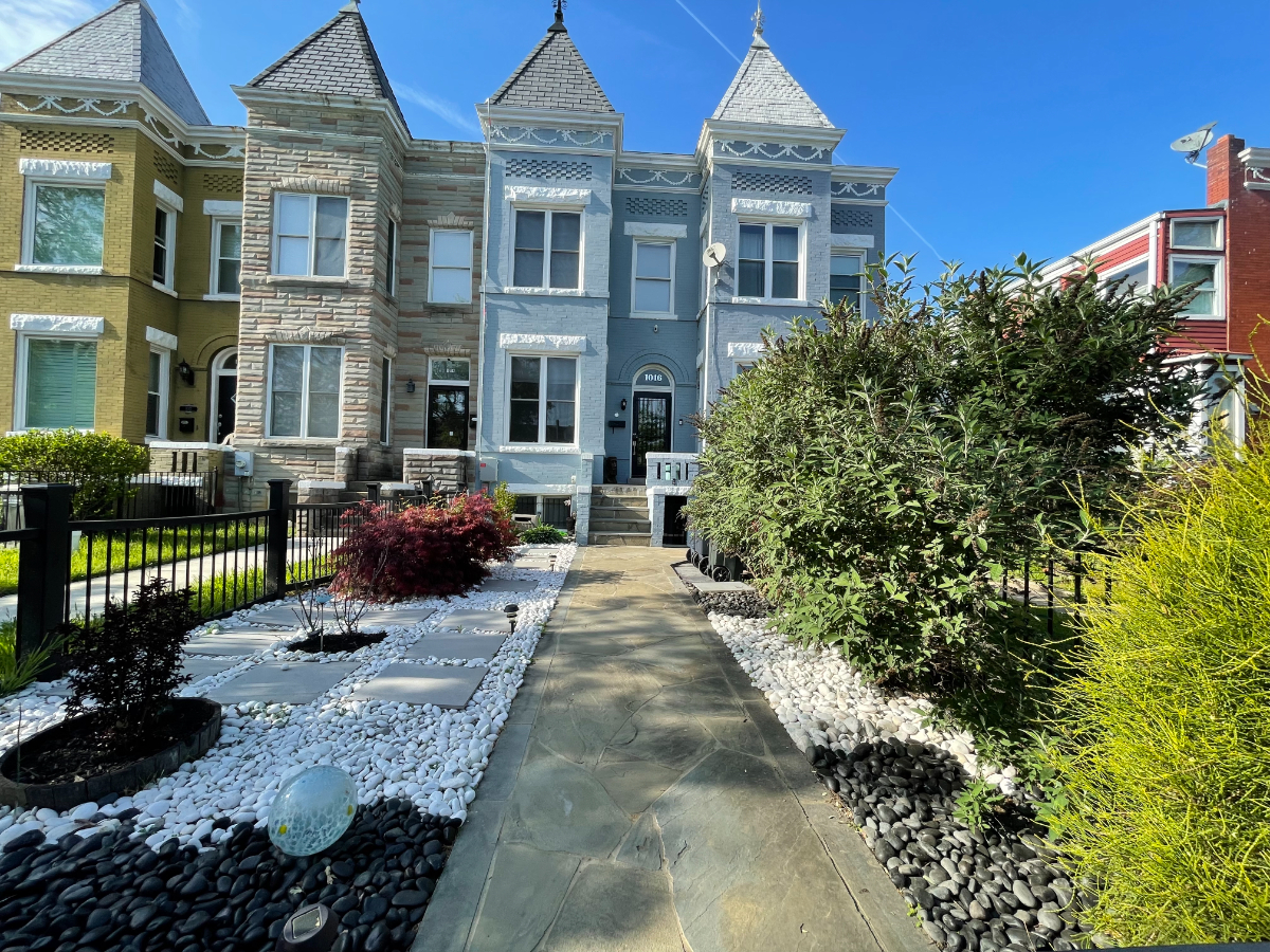 EAST NOMA STUNNING - PRIVATE LOWER-LEVEL- FULLY FURNISHED - MOVE-IN-READY - OPEN SPACE - 1 BEDROOM - - Photo 1