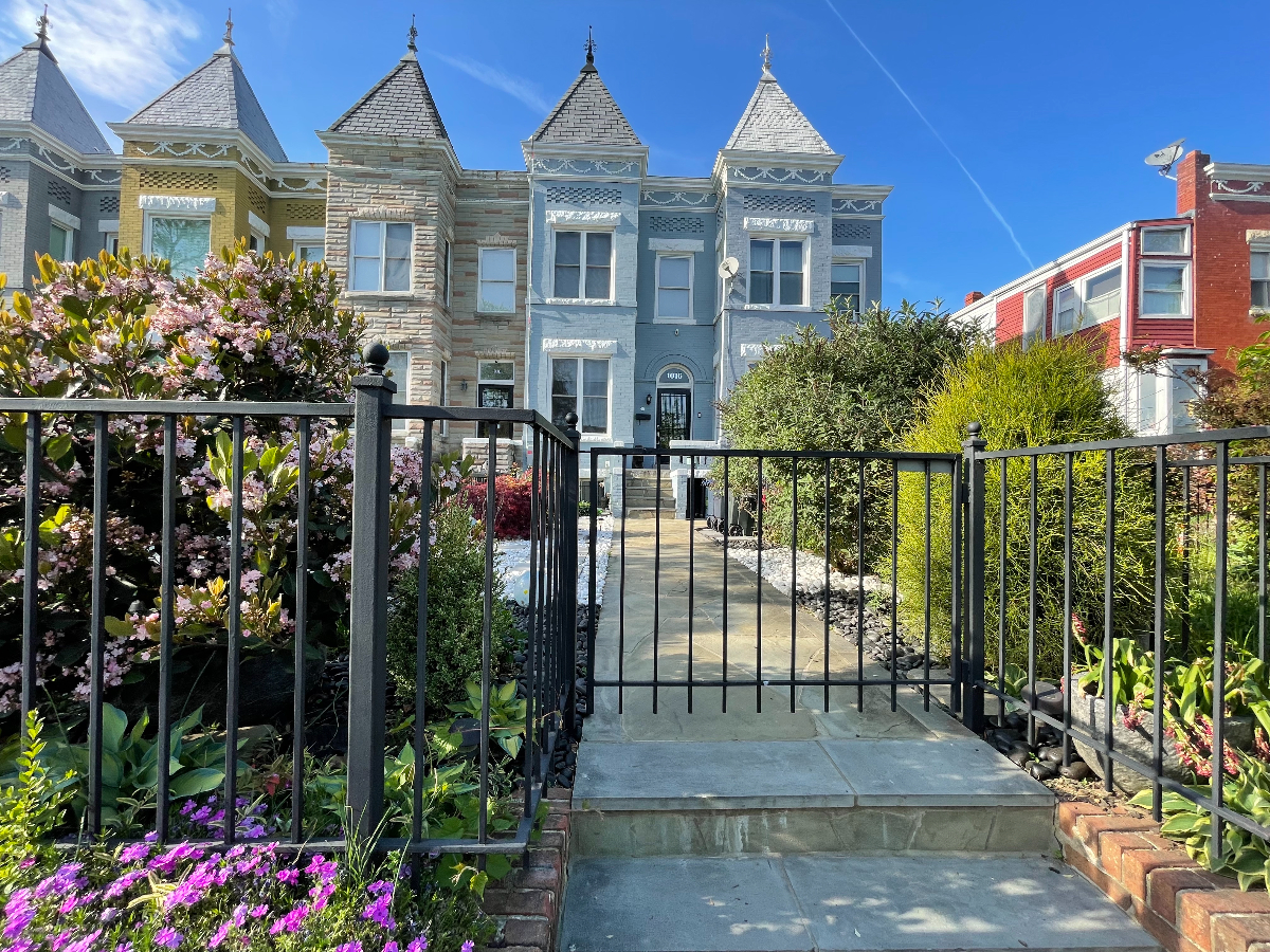 EAST NOMA STUNNING - PRIVATE LOWER-LEVEL- FULLY FURNISHED - MOVE-IN-READY - OPEN SPACE - 1 BEDROOM - - Photo 2