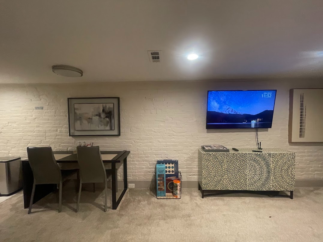 EAST NOMA STUNNING - PRIVATE LOWER-LEVEL- FULLY FURNISHED - MOVE-IN-READY - OPEN SPACE - 1 BEDROOM - - Photo 8