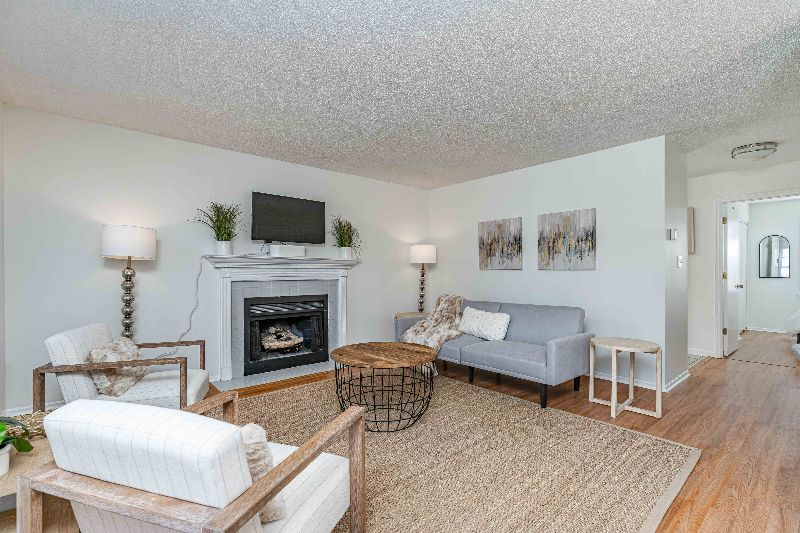 Pet-friendly, clean, modern, convenient 3 BR townhome-1102