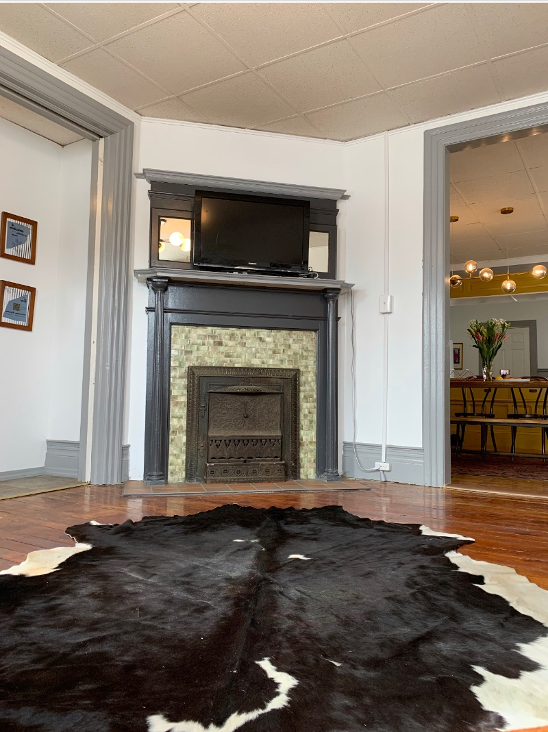 1337 Kenmore ave - Photo 3