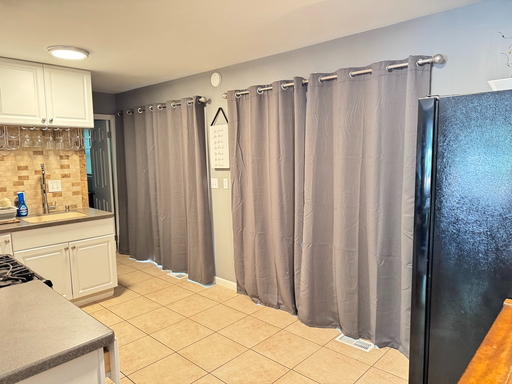 Quiet cul-de-sac Ranch Home - Photo 12