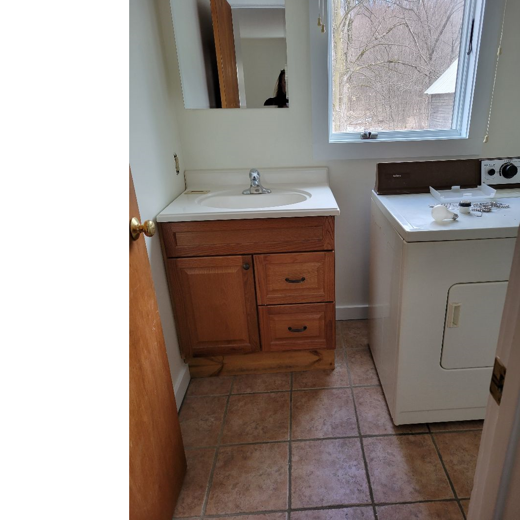 2 Bedroom: Apt 15 min from Middlebury, VT. 45 minutes from Burlington. - Photo 12