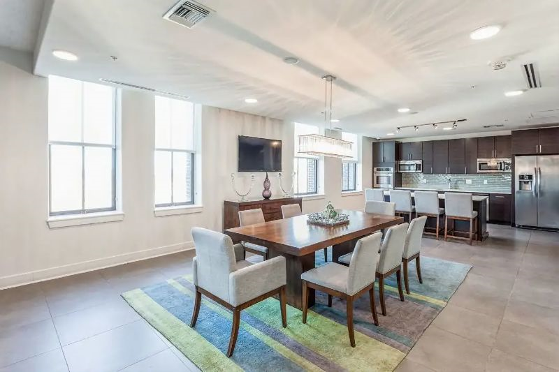 A Luxury Downtown 1-Bedroom w/ a Roof Top pool  Spectacular Views - Photo 7