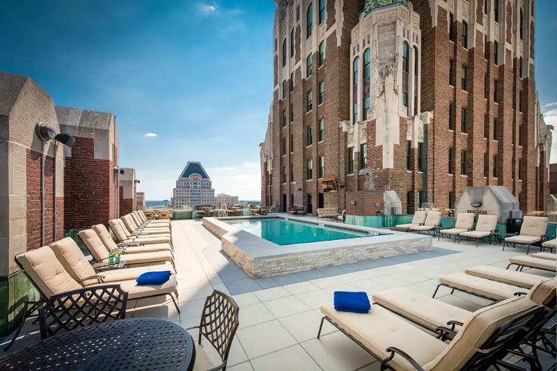A Luxury Downtown 1-Bedroom w/ a Roof Top pool  Spectacular Views - Photo 10