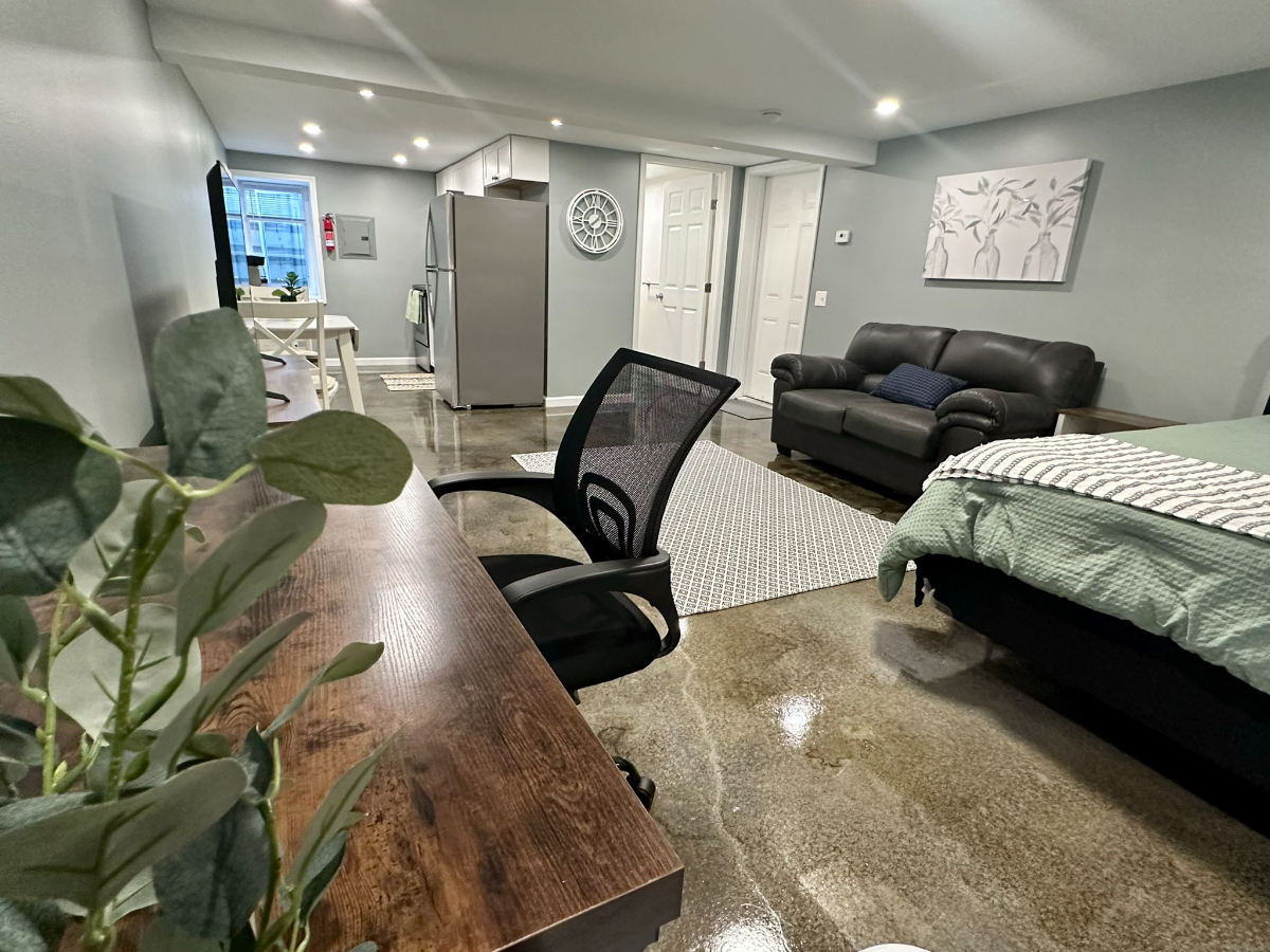 Beautiful Studio Apartment - 2C - Photo 3