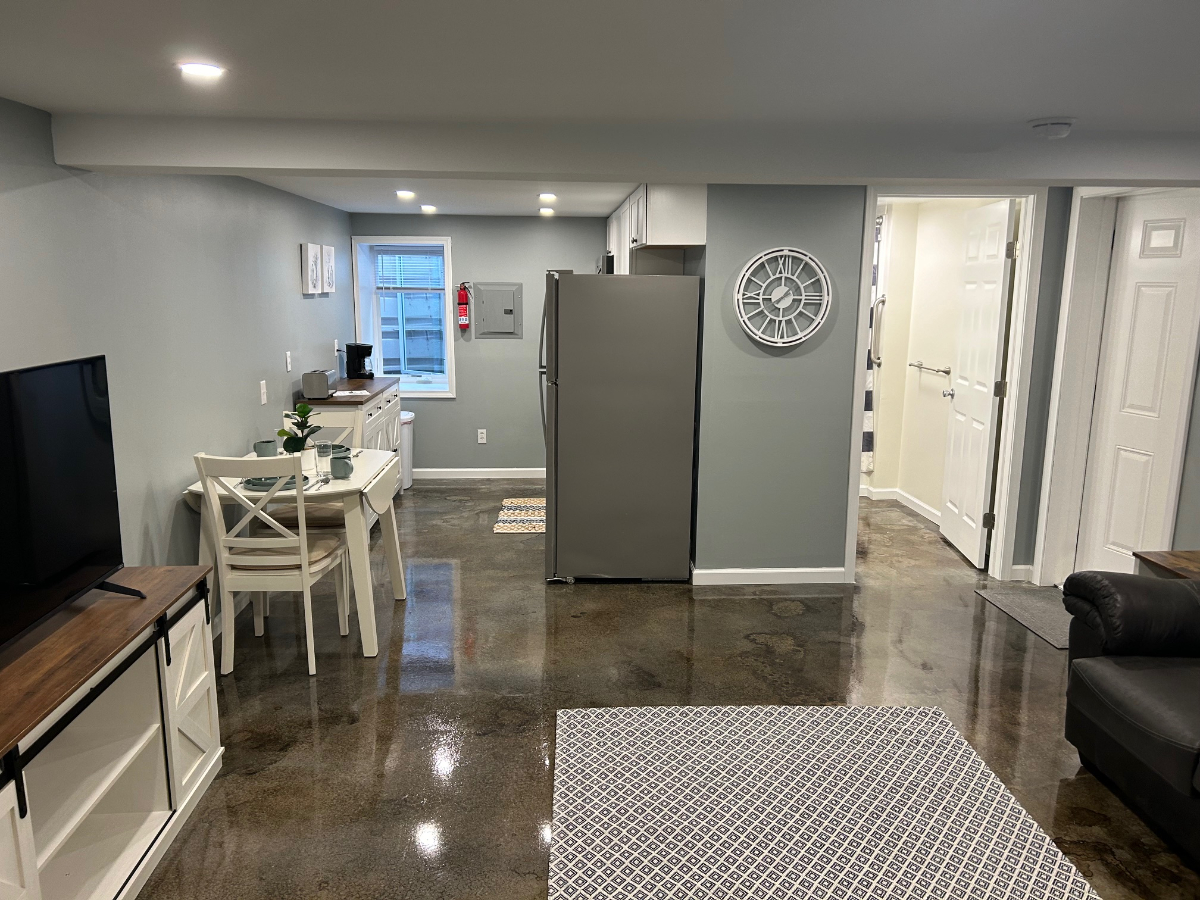 Beautiful Studio Apartment - 2C - Photo 7