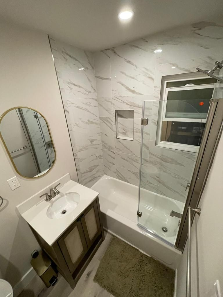 1 Bedroom Furnished Apartment w/ patio - Photo 4