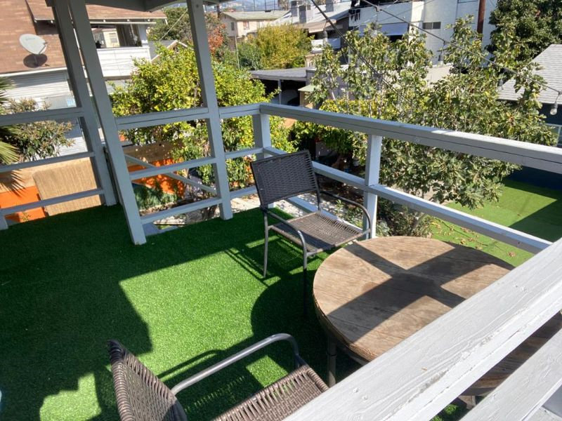 1 Bedroom Furnished Apartment w/ patio - Photo 2