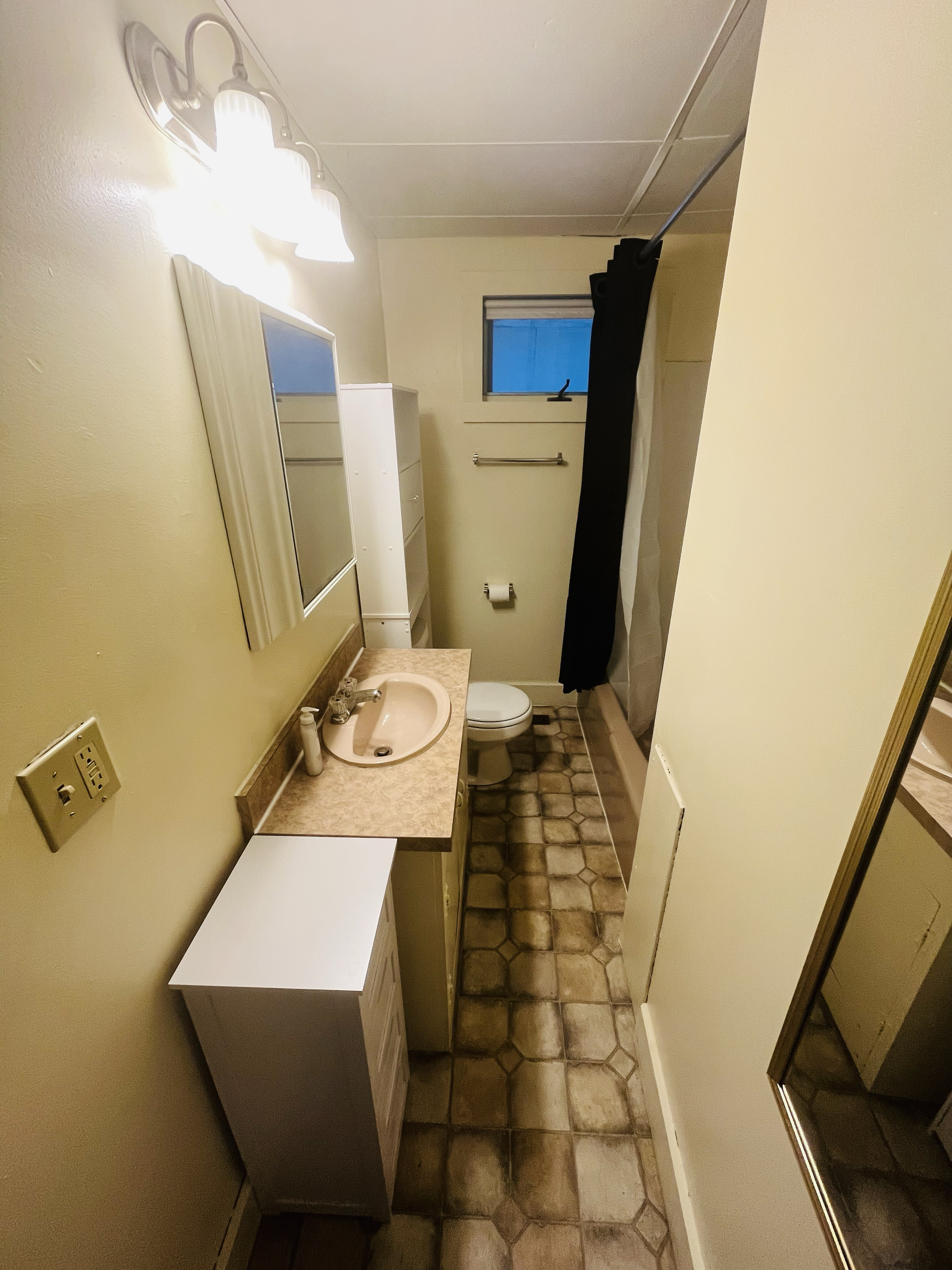 121 Hill St Apt 8 - Photo 7