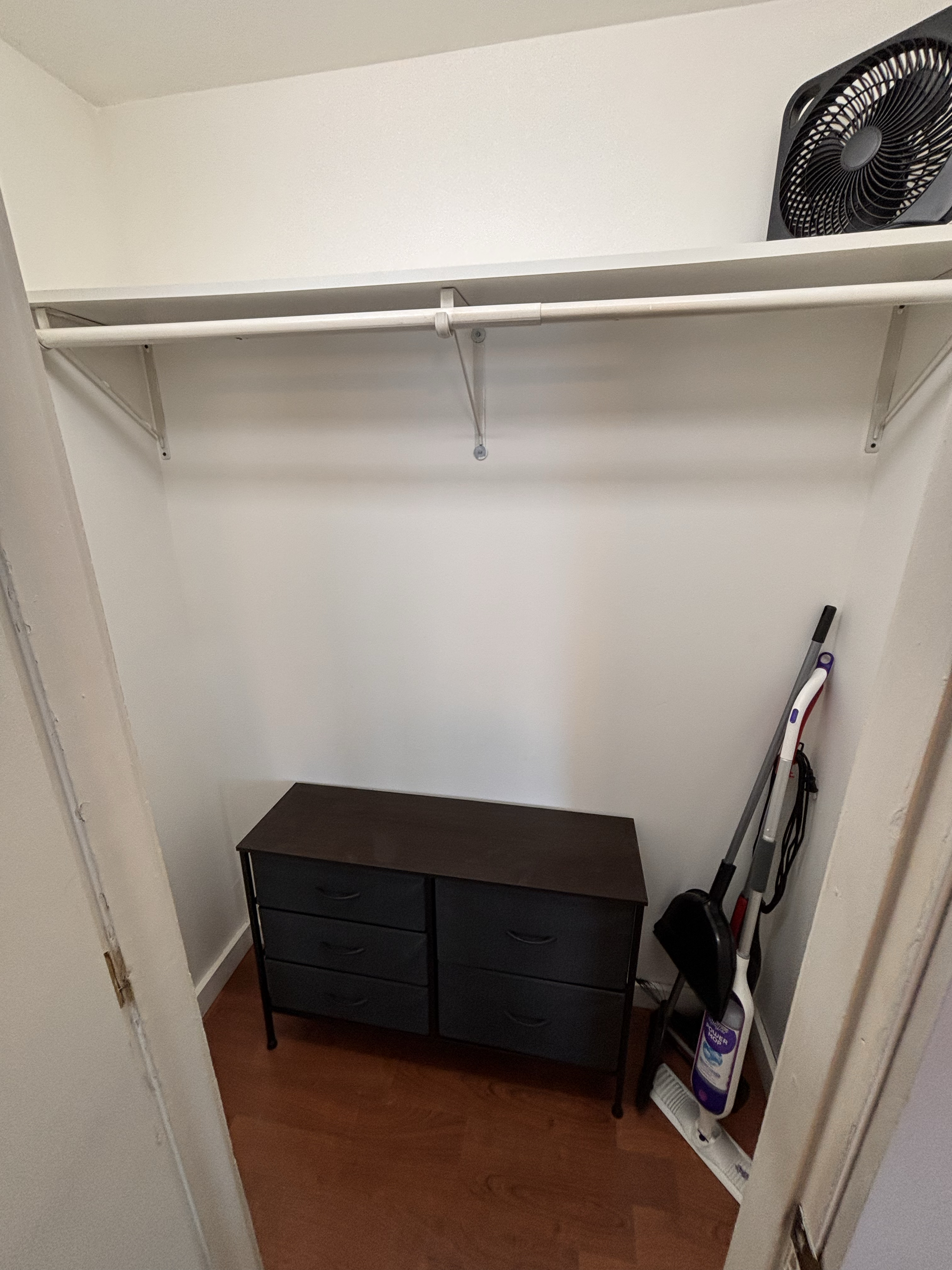 121 Hill St Apt 8 - Photo 7