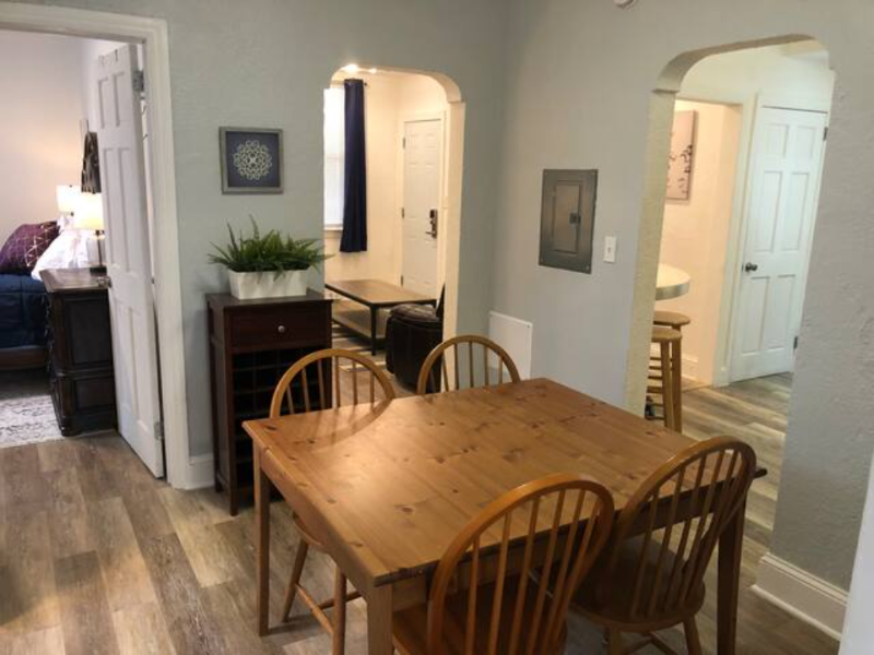 Sunny and Quiet 2 Bedroom w/ Easy Access to Central and NE DC, Private Parking, Laundry Onsite - Photo 8