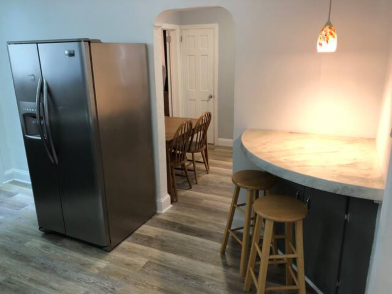 Sunny and Quiet 2 Bedroom w/ Easy Access to Central and NE DC, Private Parking, Laundry Onsite - Photo 7