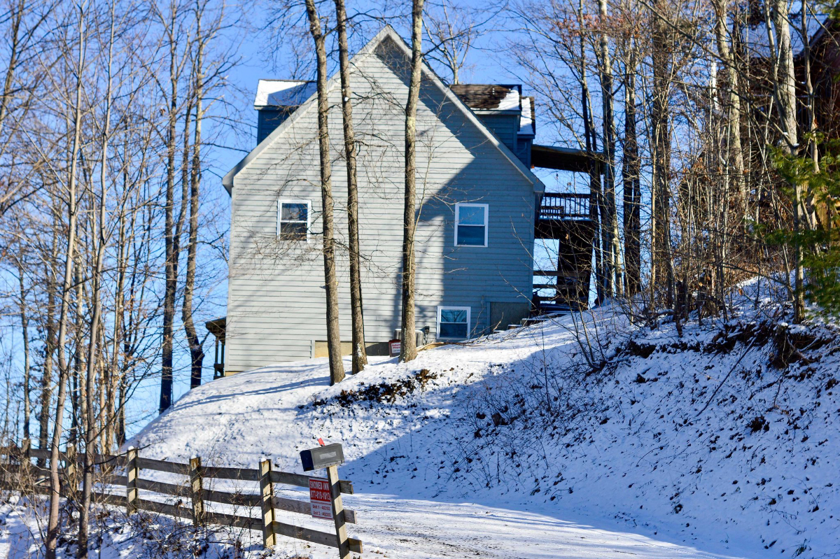 3 BR 2 BA home just 35 min from National Park - Photo 10