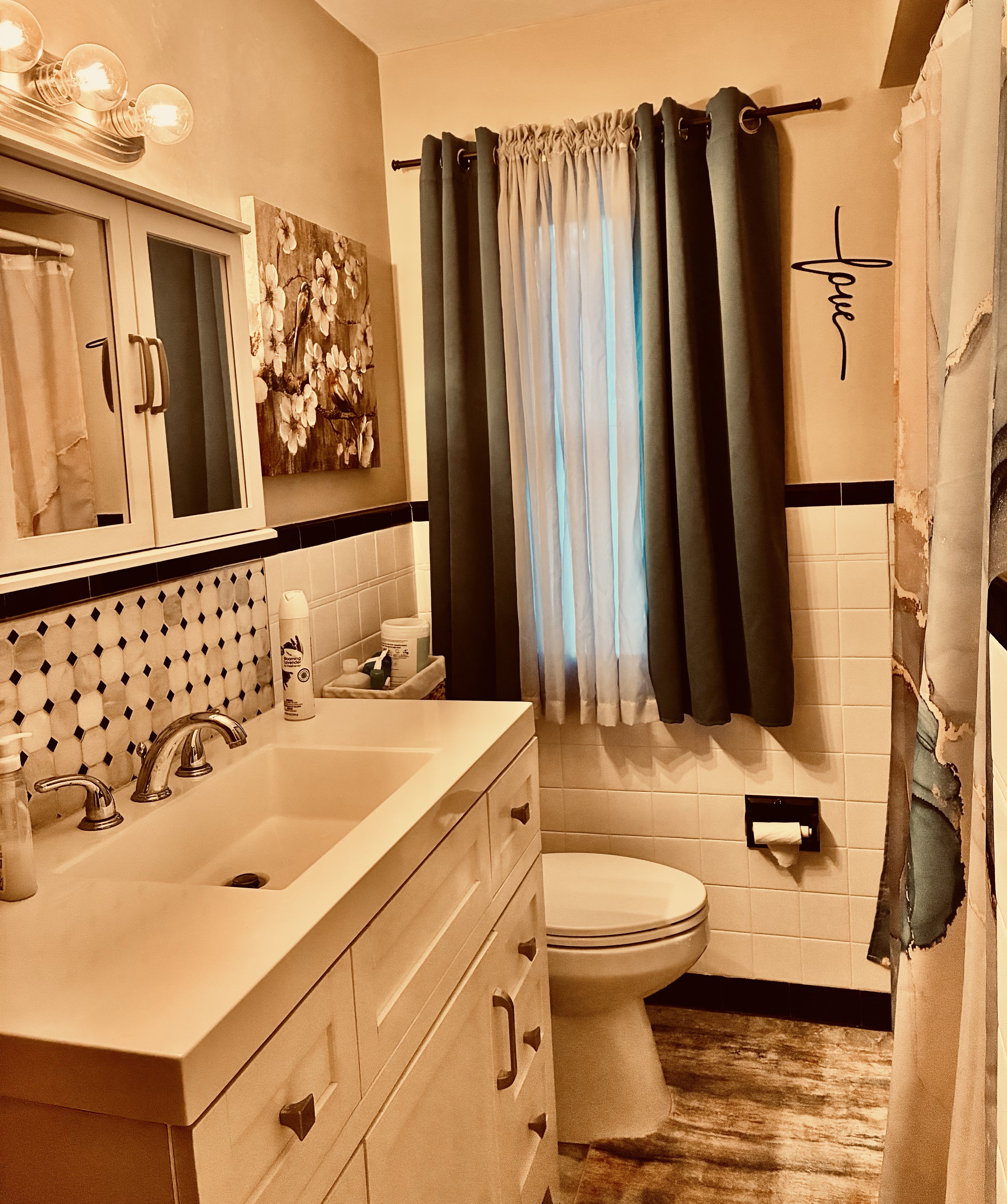 Comfortable Basement Suite w/ All Amenities Included | Prime Location - Photo 5