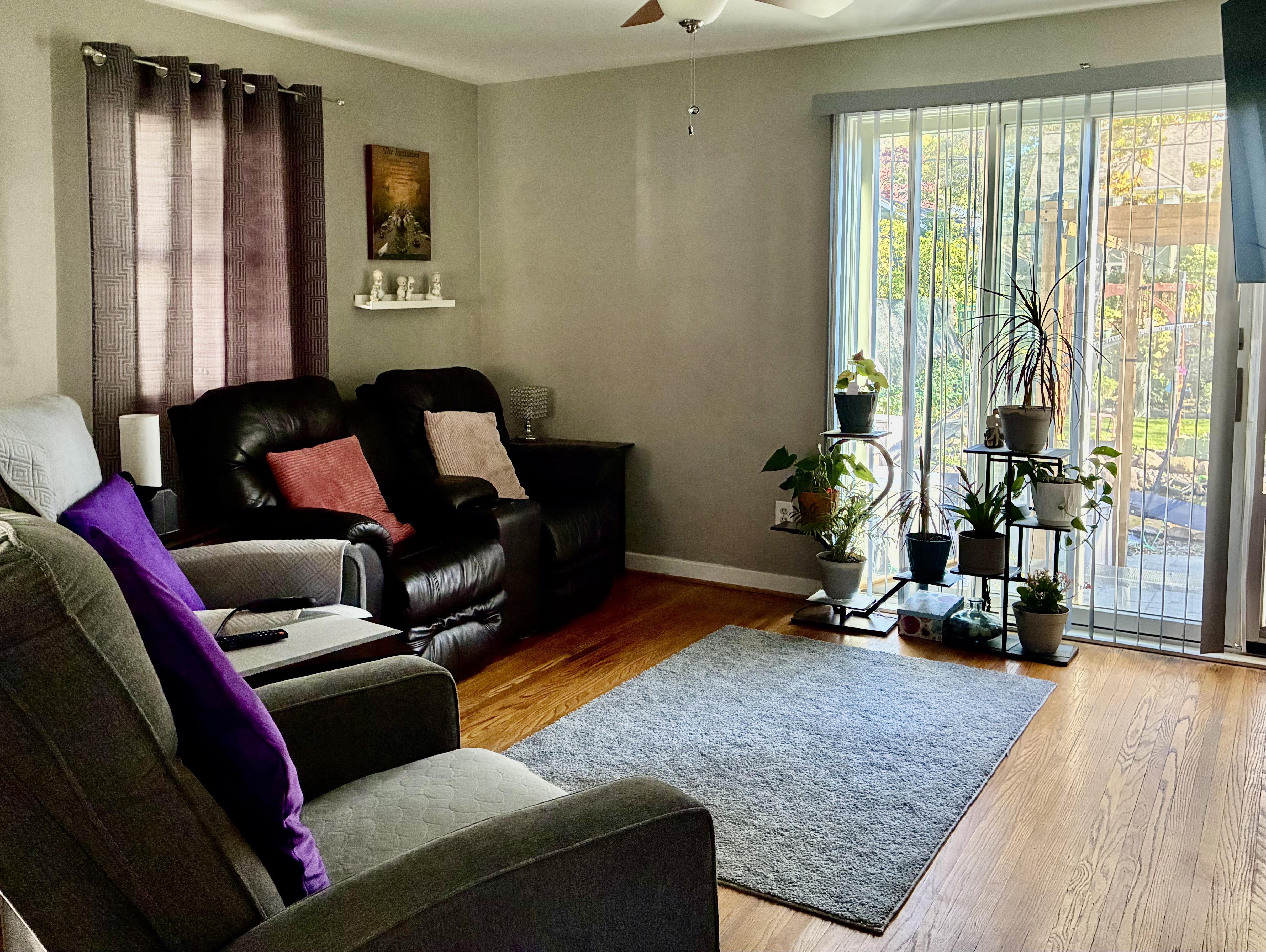 Comfortable Basement Suite w/ All Amenities Included | Prime Location - Photo 10