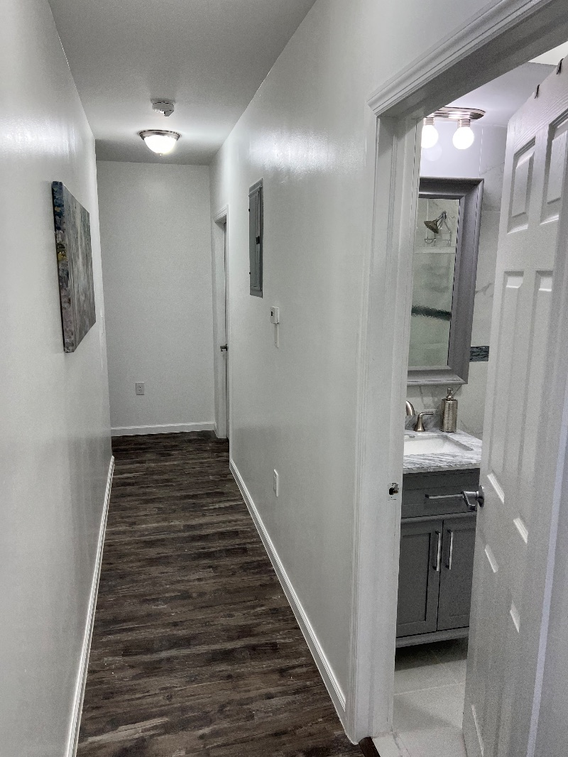 Cozy 3BR/2Bath Apartment near JFK Airport and Hospitals - Photo 8