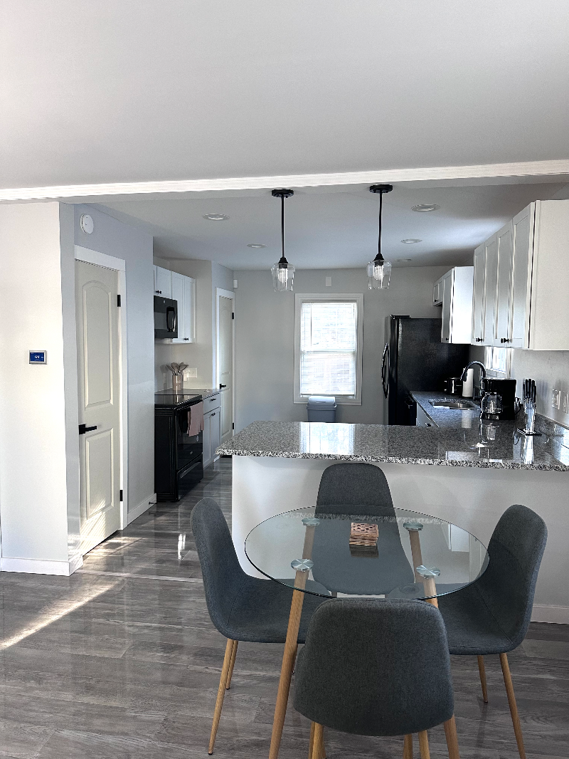 Newly Renovated- Pet Friendly- 2Bd 1Bth - Photo 4