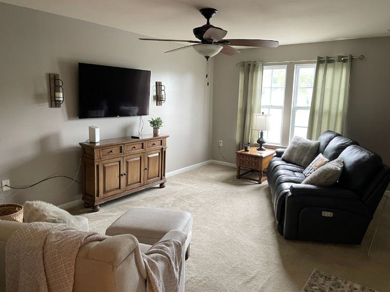 Furnished Townhome - Within 3 Miles of All Hospitals and University - Photo 2