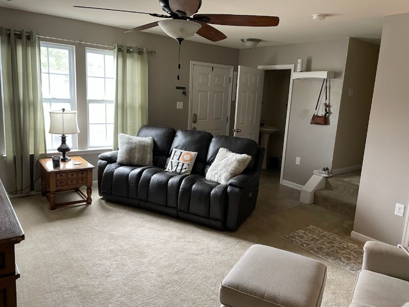 Furnished Townhome - Within 3 Miles of All Hospitals and University - Photo 4