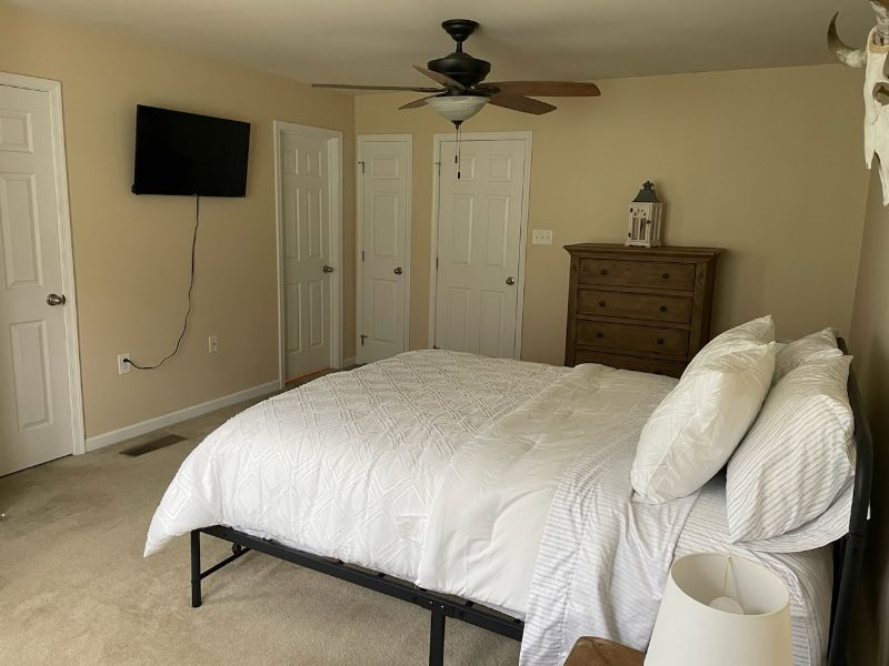 Furnished Townhome - Within 3 Miles of All Hospitals and University - Photo 10