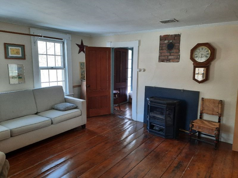Live the Vermont Life in 1840 Classic Renovated Cape - Photo 3