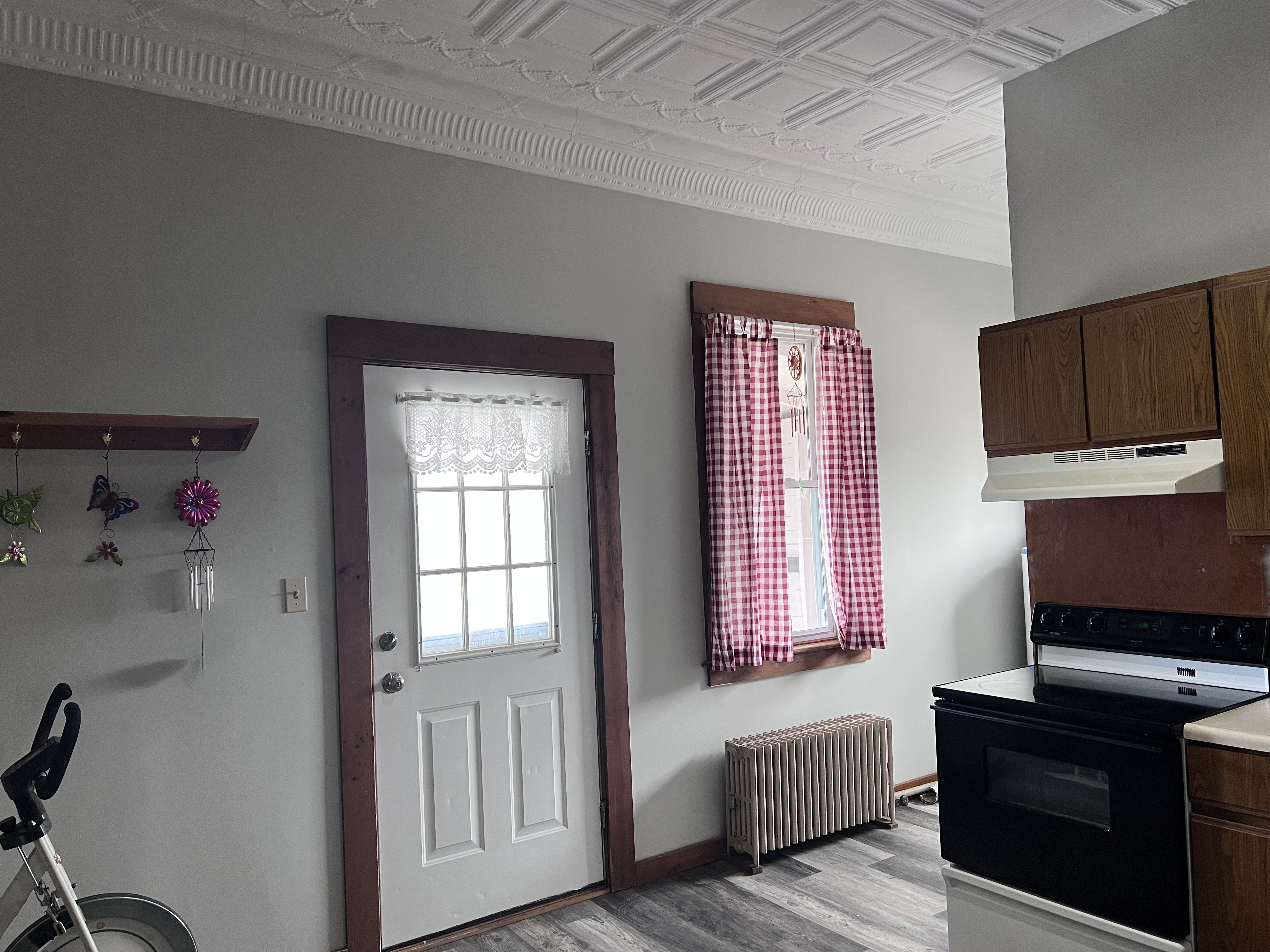 APARTMENT IN CENTRAL LOCATION - Photo 3