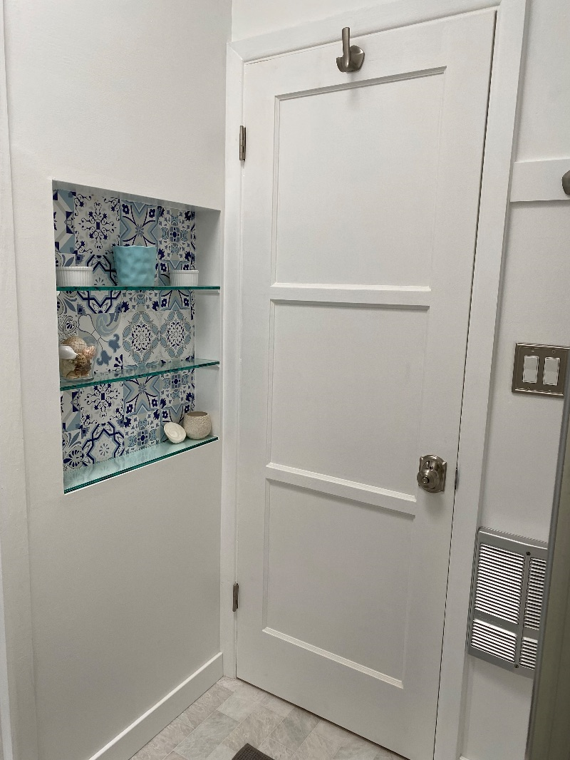 Newly Remodeled Primary Bedroom and Ensuite - Photo 2