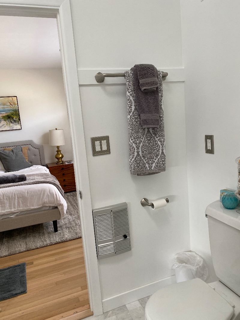 Newly Remodeled Primary Bedroom and Ensuite - Photo 3